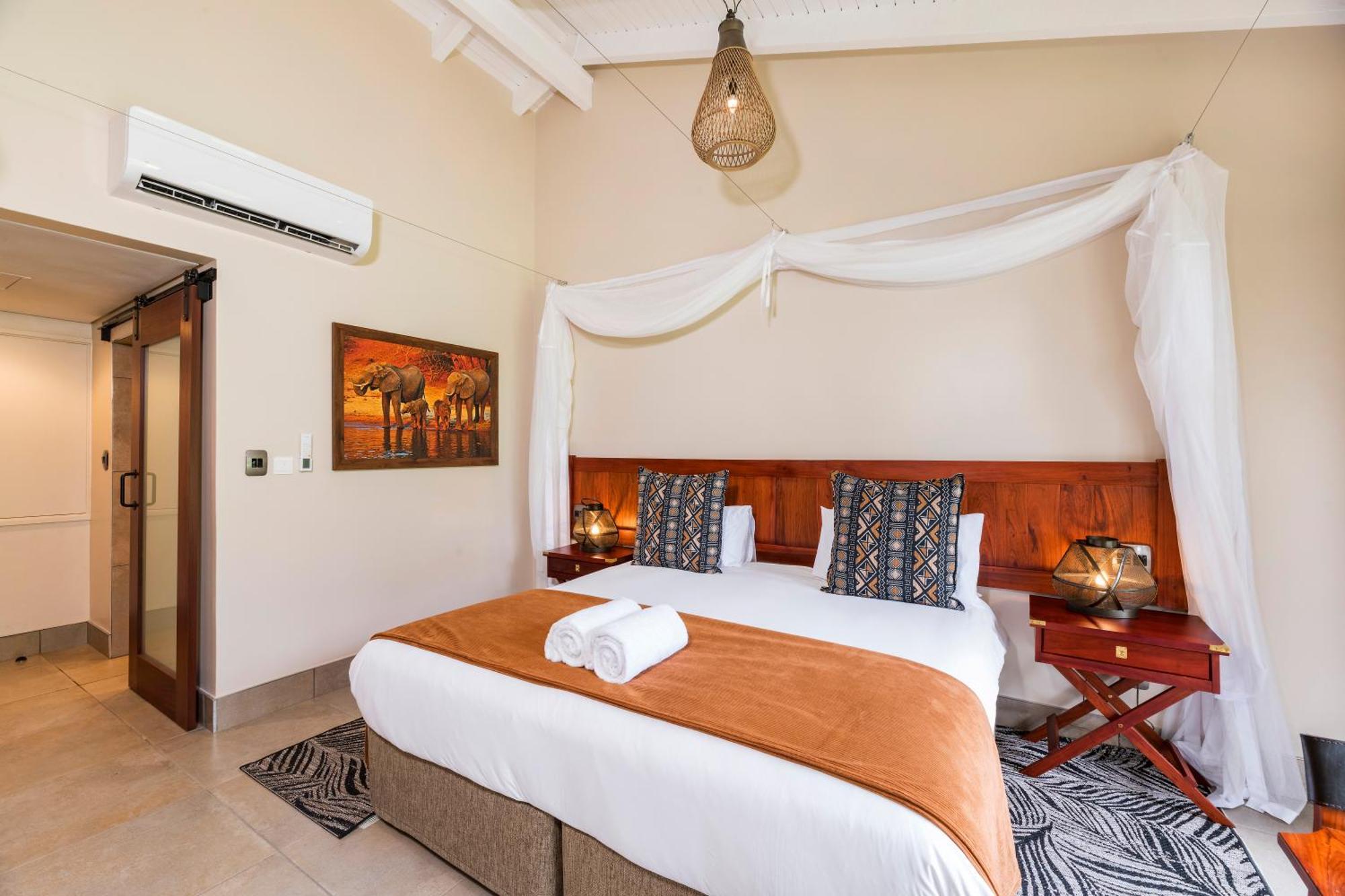 Hwange Safari Lodge Dete Extérieur photo