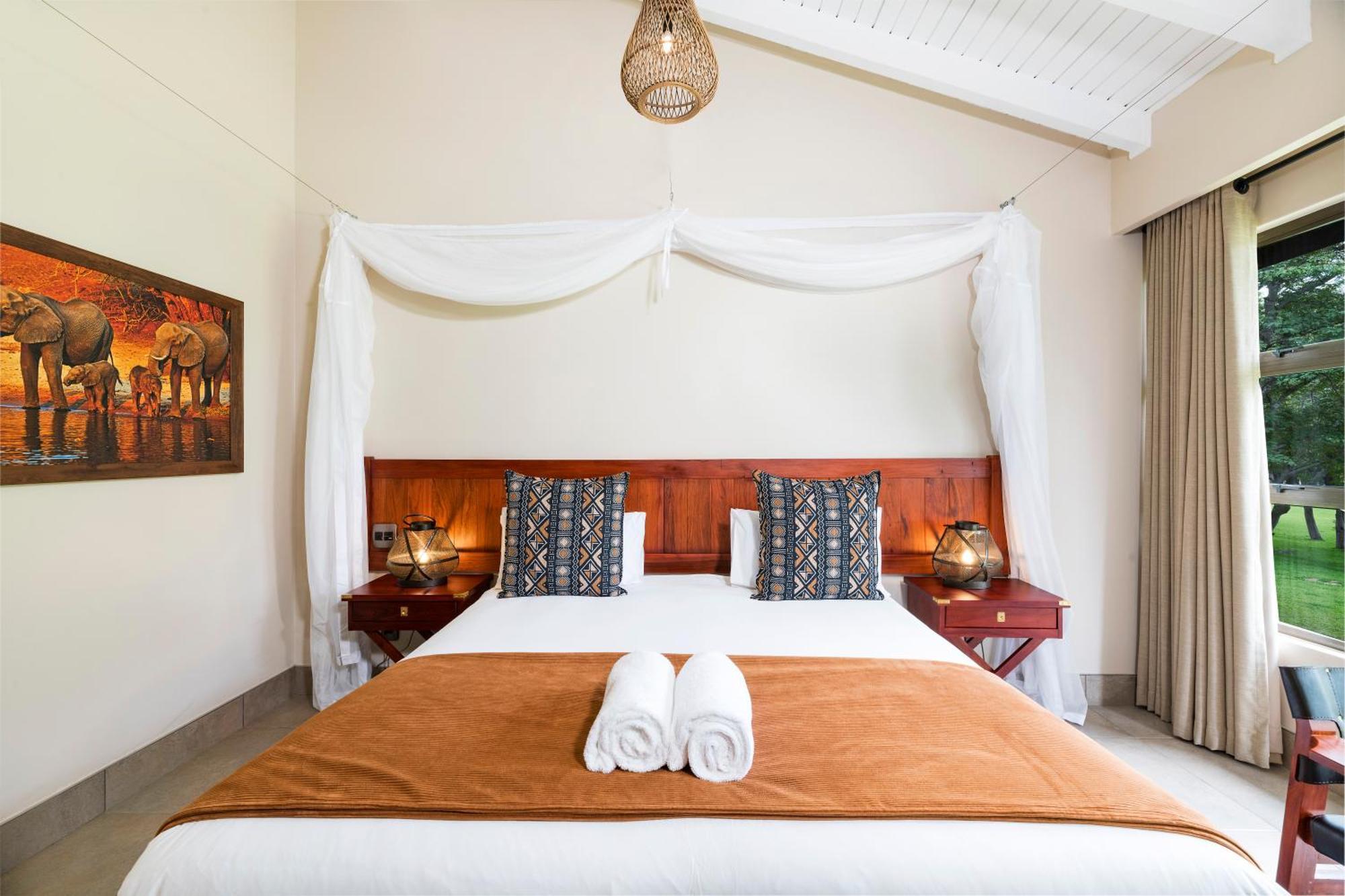 Hwange Safari Lodge Dete Extérieur photo