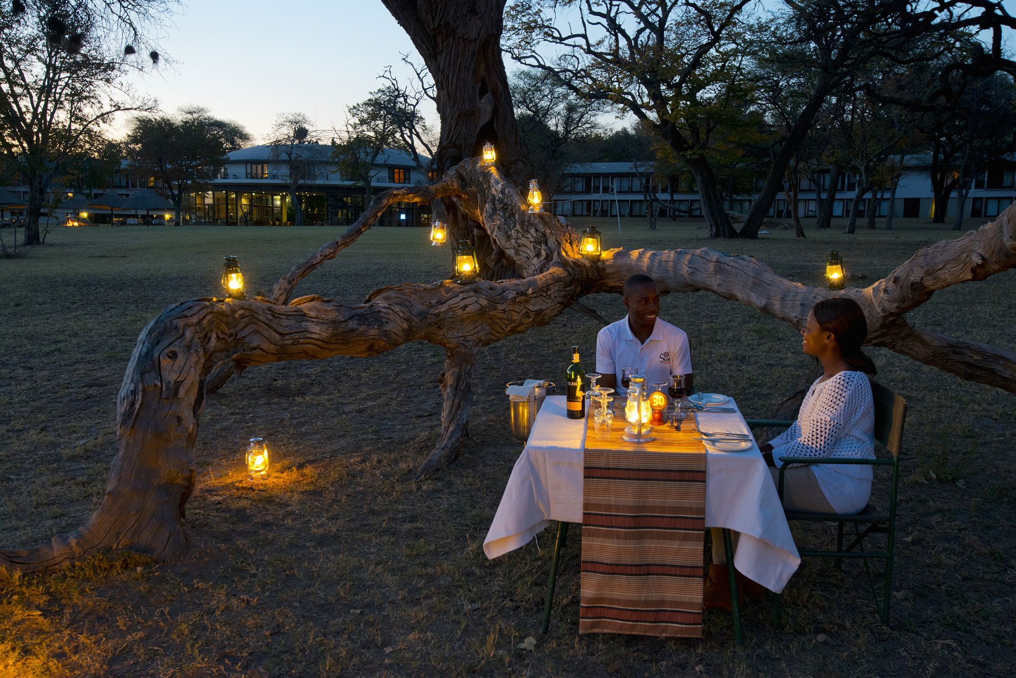 Hwange Safari Lodge Dete Extérieur photo